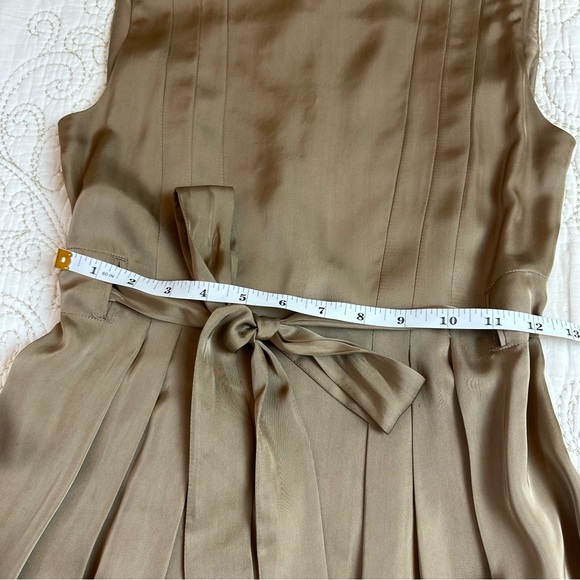 Theory taupe fit and flare belted dress (sz 0) - Picture 4 of 9